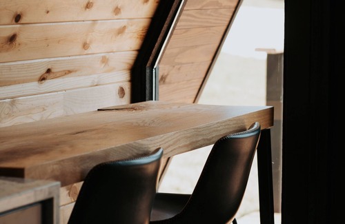 Princeton Cabine | Cabin 1: Unplug, unwind, unearth your peace at The Wildflower.