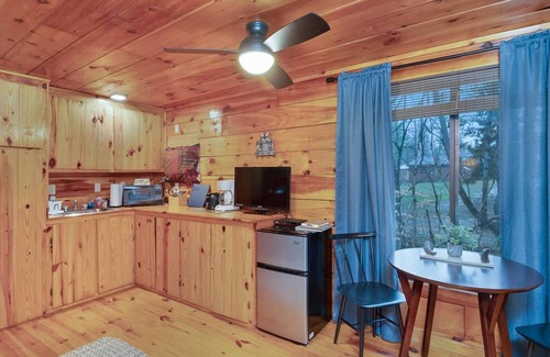Farmers Maison | *Cabin 3* Cave Run Cabins at Cave Run Lake!