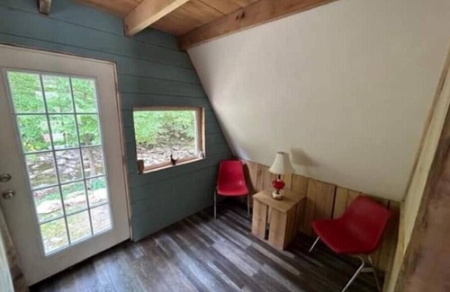 Northern Cabine | Cabin #3 Francis - Custom built A-Frame Bunkhouse - pet and kid friendly