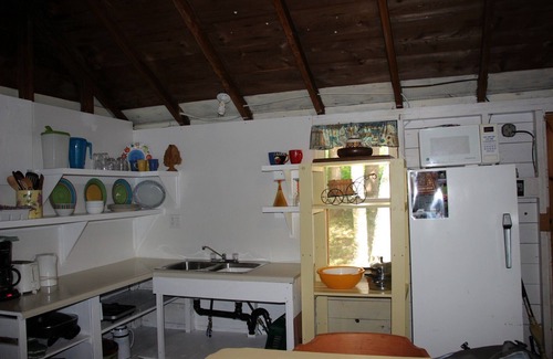 Magnetawan Cabine | Cabin #3 - Just Steps From Beautiful Lake Cecebe