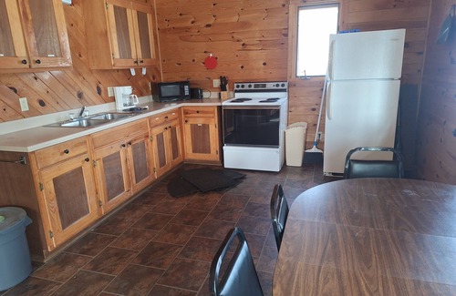 Park Rapids Cabine | Cabin 4, Charming 2-bedroom cabin at a Family Friendly Resort in Park Rapids MN