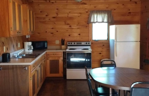 Park Rapids Cabine | Cabin 4, Charming 2-bedroom cabin at a Family Friendly Resort in Park Rapids MN