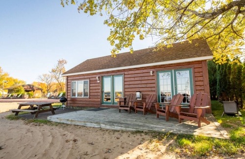 Isle Cabine | Cabin 5 Beachfront Bliss on Mille Lacs Lake!