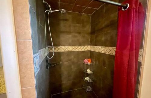 Boulder Bay Maison | Cabin 7 sleeps 8 BEAUTIFUL BOULDER BAY, BIG BEAR