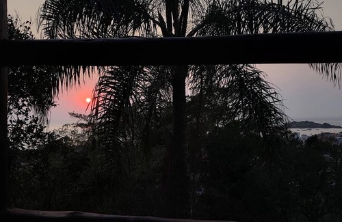 Armacao Cabine | Cabin at Armação beach - Florianópolis, sea view, sunrise 🌅🏡