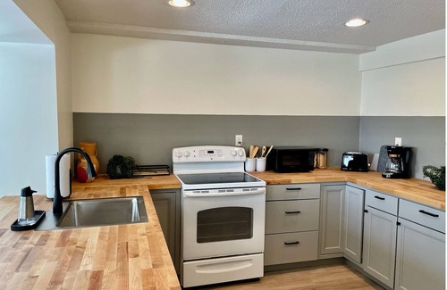New Woodstock Maison | Cabin at Mystic Mountain