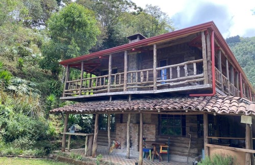 Santa Ana Maison | Cabin at the mountain, with chimney. 20 min from the airport and city