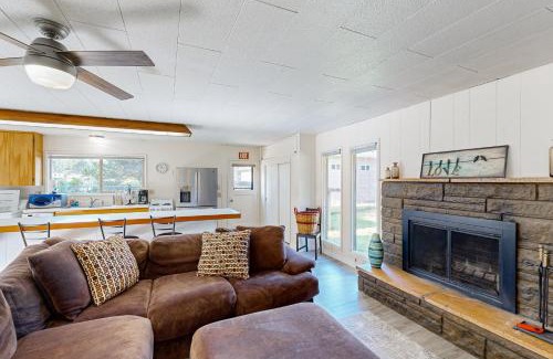 Long Beach Maison | Cabin by the Sea