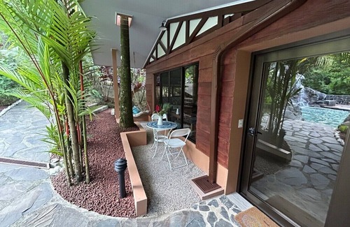 Palma Cabine | Cabin Featuring Jacuzzi and Pool in La Fortuna