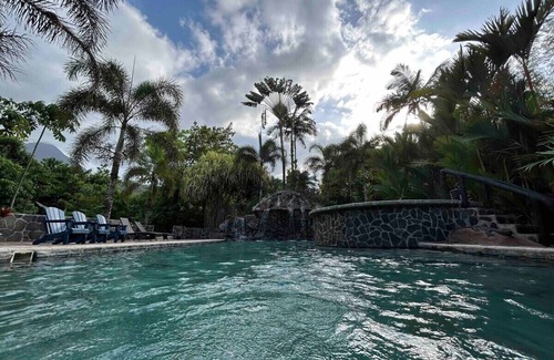 Palma Cabine | Cabin Featuring Jacuzzi and Pool in La Fortuna