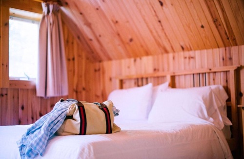 Saint-Paul-de-Montminy Chalet De Ski | Cabin in the Appalachian Hiking Trails