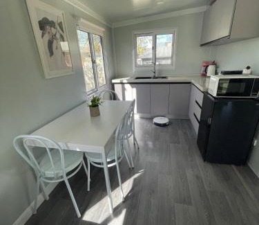 Wagga Wagga Appartement | Cabin in Central Wagga