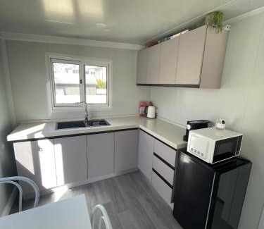 Wagga Wagga Appartement | Cabin in Central Wagga