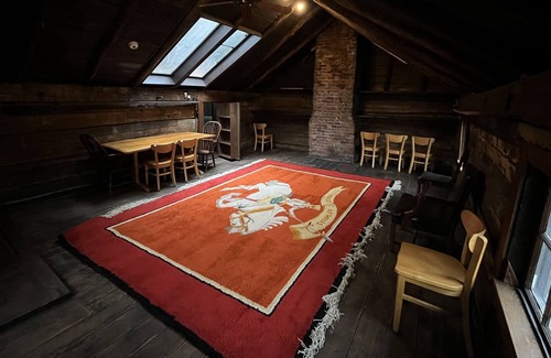 University District Cabine | Cabin in Historic Northwood Park