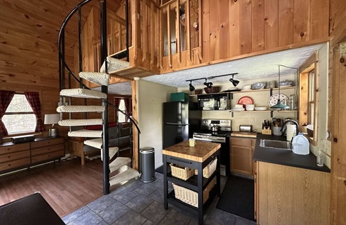 Branchport Cabine | Cabin in the woods near the Finger Lakes