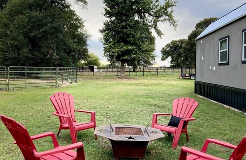Van Cabine | Peaceful Cabin Near Canton Trade Days - Quiet Retreat with Country Charm!