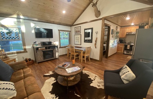 Quitman Cabine | CABIN ON DOGWOOD POND: Spiritual Retreat & Country Resort for Rest & Restoration