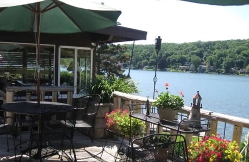 Lake Mohawk Cabine | Cabin on Lake Mohawk- Lakefront Property