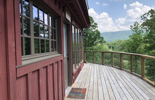 Rising Fawn Cabine | Chalet sur la colline dans les montagnes