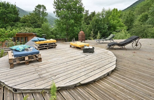 Arrien-en-Bethmale Cabine | Cabin 'Petit Bouddha' with Mountain View, Private Pool and Private Terrace