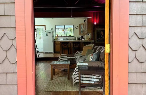 Camp Meeker Maison | Cabin Retreat! 2-BR w/PVT Deck in Camp Meeker