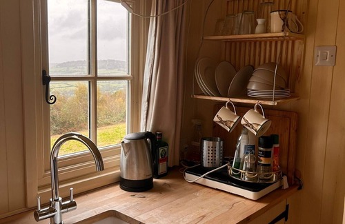 Chepstow Cabine | Tranquil Cabin Retreat near Chepstow