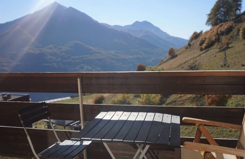 Orcieres-Merlette Appartement | Cabin studio in Orcières Merlette - sleeps 4, pets allowed, bed linen included in winter