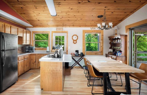 Great Cacapon Cabine | Cabin w New Hot Tub, River/Kayak, WiFi, & Fire Pit