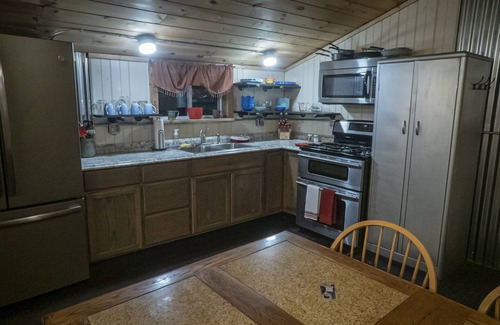 Helfenstein Cabine | Cabin W/ View Off-Road Parks and Knoebels Nearby