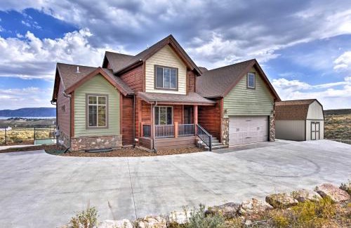 Sweetwater Maison | Cabin with Beach Access, Sport Court, Hot Tub and View
