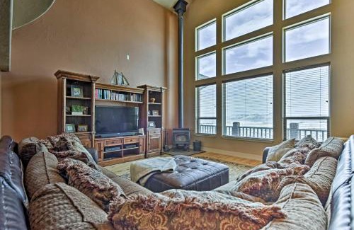 Sweetwater Maison | Cabin with Beach Access, Sport Court, Hot Tub and View