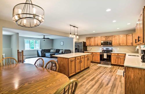 Balsam Lake Maison | Cabin with Dock and Porch Across from Balsam Lake