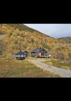 Batsfjord Maison | Cabin with fishing and hunting opportunities
