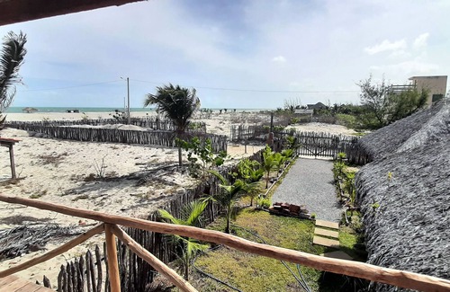 Ponta do Anel Cabine | Cabin with sea view in Maramar.