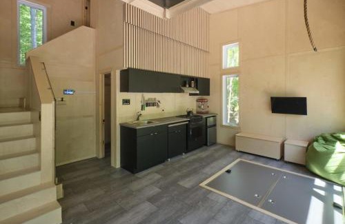 Eastman Maison | Cabin Zoobox 75
