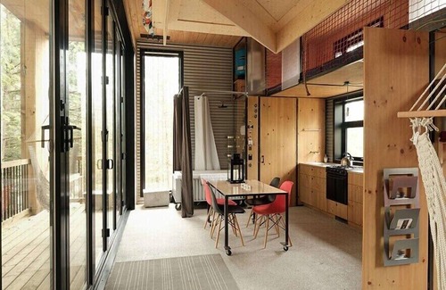Eastman Cabine | Cabin Zoobox 84 Summa