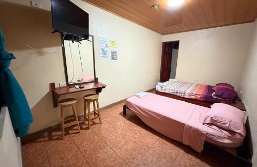Ciudad Cortes Hôtel | Cabinas Dushka