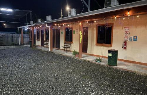 Ciudad Cortes Hôtel | Cabinas Dushka