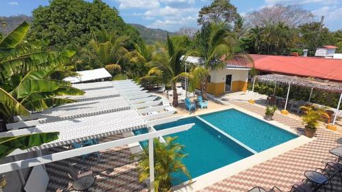 Puerto Carrillo Hôtel | Cabinas El Colibri, Apart Hotel