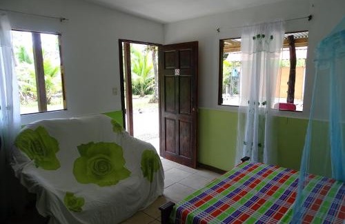 Cahuita Cabine | Cabinas Los Tucanes