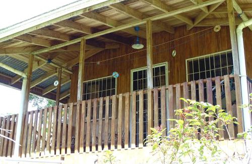 Cahuita Cabine | Cabinas Los Tucanes