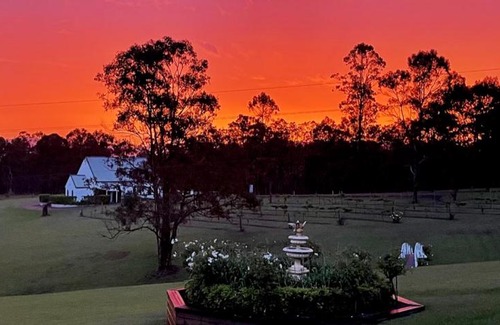 Allandale Chalet De Ski | Cabins at Lovedale Wedding Chapel