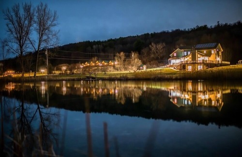 Oneida Cabine | Cabins, cottages,fishing,creeks, ponds,nature,trails,anniversaries, celebrations
