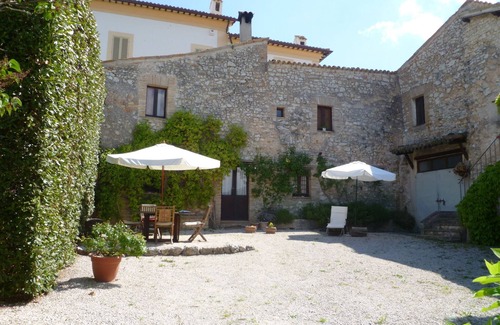 Spoleto Appartement | Cacciarella élégant et indépendant appartement de vacances à louer 2 + 2 pax