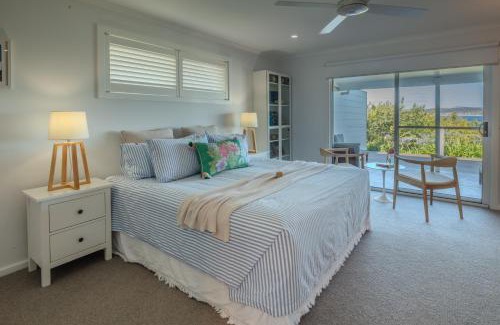 Emu Bay Maison | Cactus- Spectacular Views On The Ocean Front Pet friendly