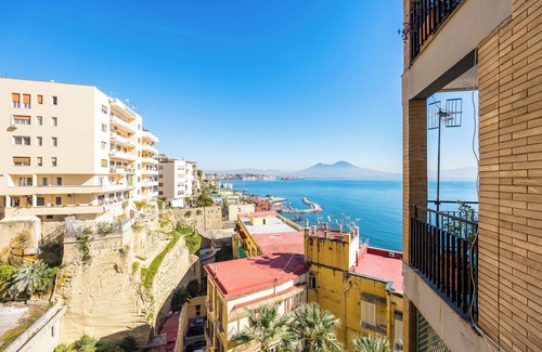 Posillipo Appartement | CaHouse - Trois Chambres Appartement, Couchages 9