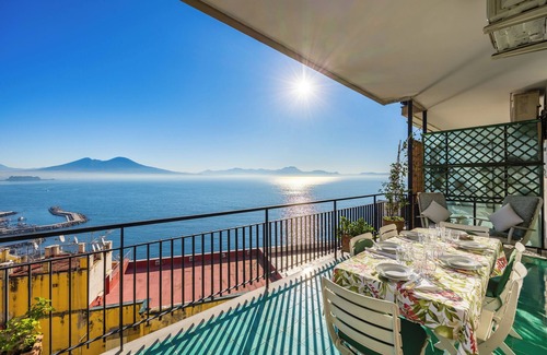 Posillipo Appartement | CaHouse - Trois Chambres Appartement, Couchages 9
