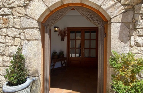 Capafonts Cottage | "Cal Cutxó" ton nouveau balnéaire pour la familie, y compris la mascotte