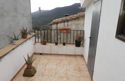 Colldejou Maison | Cal Pedrellar, Casa en Pueblo de Montaña en la Costa Dorada
