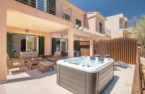 Cala Anguila-Cala Mendia Maison | Cala Mendia Beach House 1 by Slow Villas